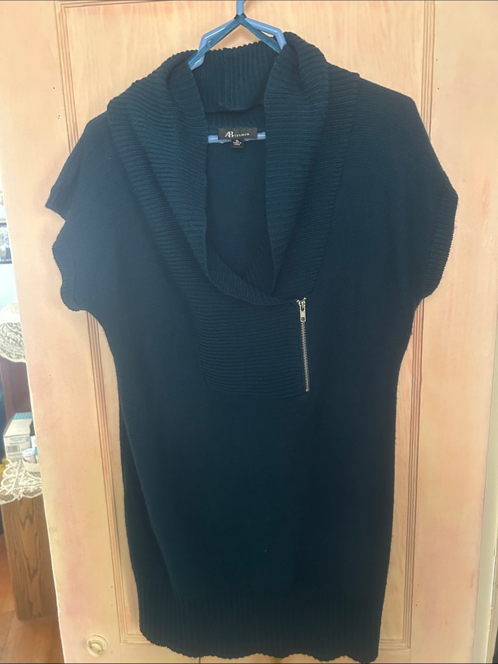 Black Short-Sleeve Shawl Collar Sweater with Zip Detail